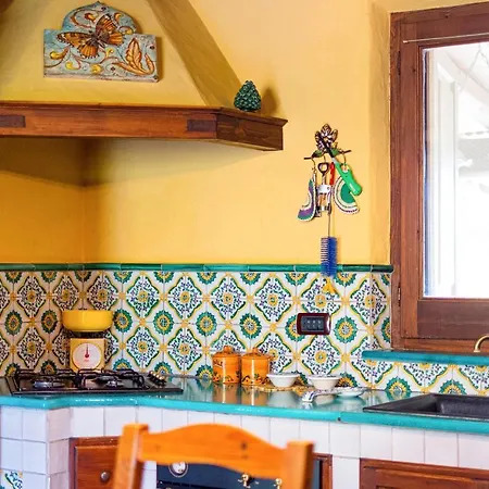 Fratantoni Piana - Privata Con Accesso Diretto Caronia Marina