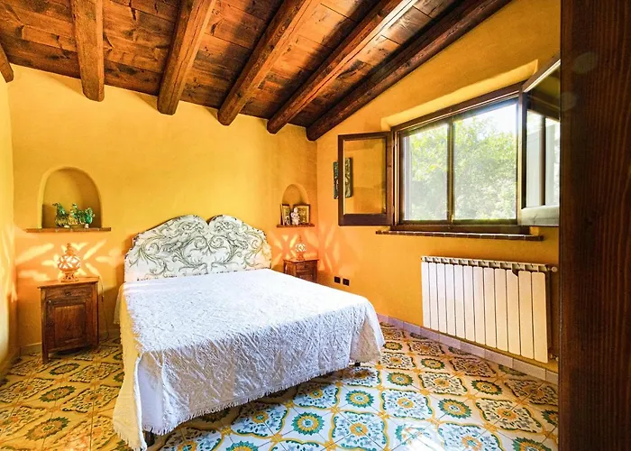 Fratantoni Piana - Privata Con Accesso Diretto * Caronia Marina