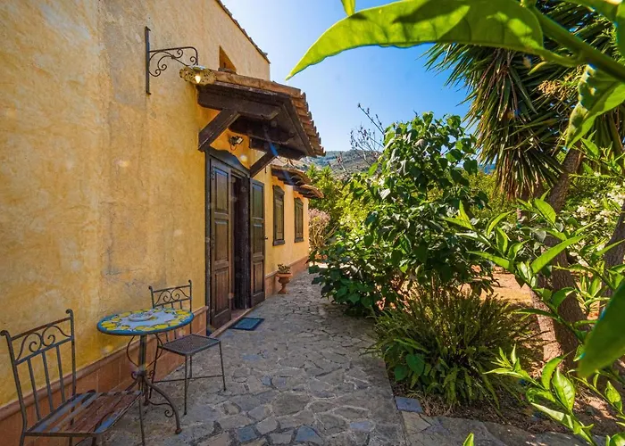 Fratantoni Piana - Privata Con Accesso Diretto Caronia Marina